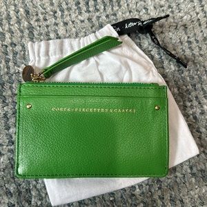 & Other Stories: Green Leather Card Wallet (NEVER BEEN USED)